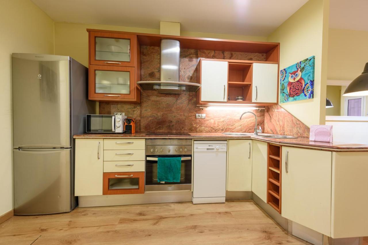 Ramblasrentals Chic & Spacious Flat Pool Table 15M Ramblas - Parking - Wifi برشلونة المظهر الخارجي الصورة